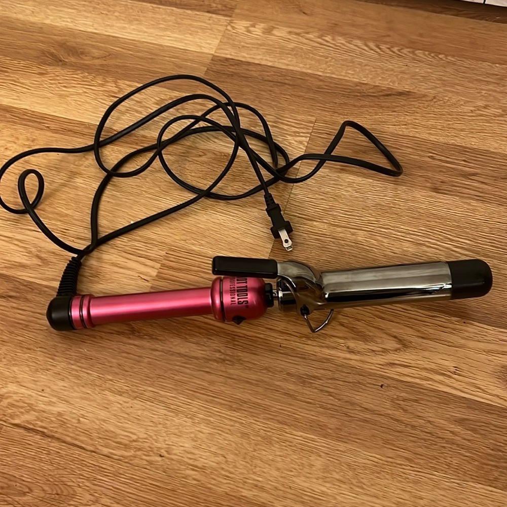 Hot tools professional 1 1/4 curling iron